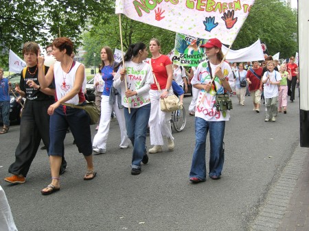 2004: Gebarenmars, Den Haag (met video)